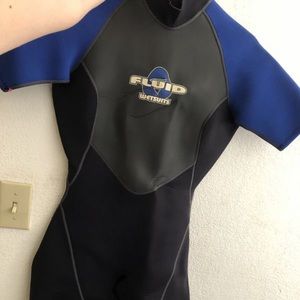 Women’s wetsuit (shortsleeved/shorts) size 9/10